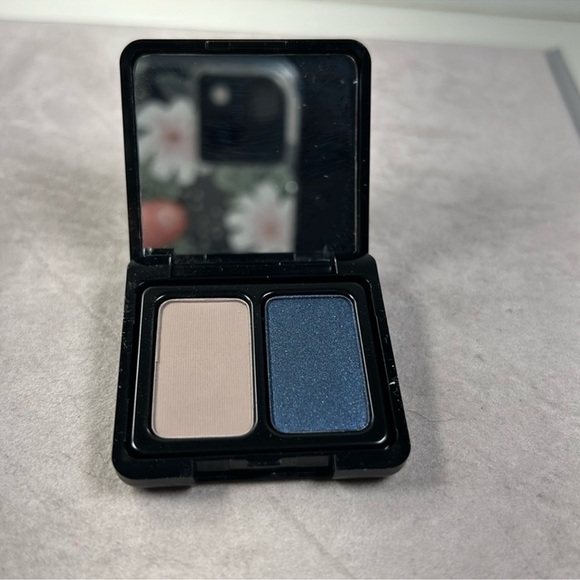 Japonesque Velvet Touch Eye Shadow Duo – Shade 05 - Picture 3 of 6